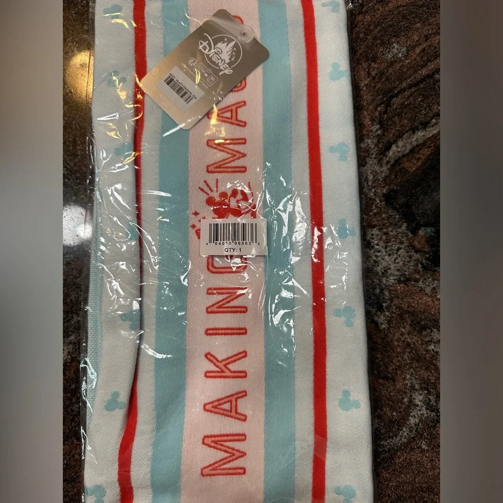 NWT Mickey Mouse Making Magic Kitchen Towel